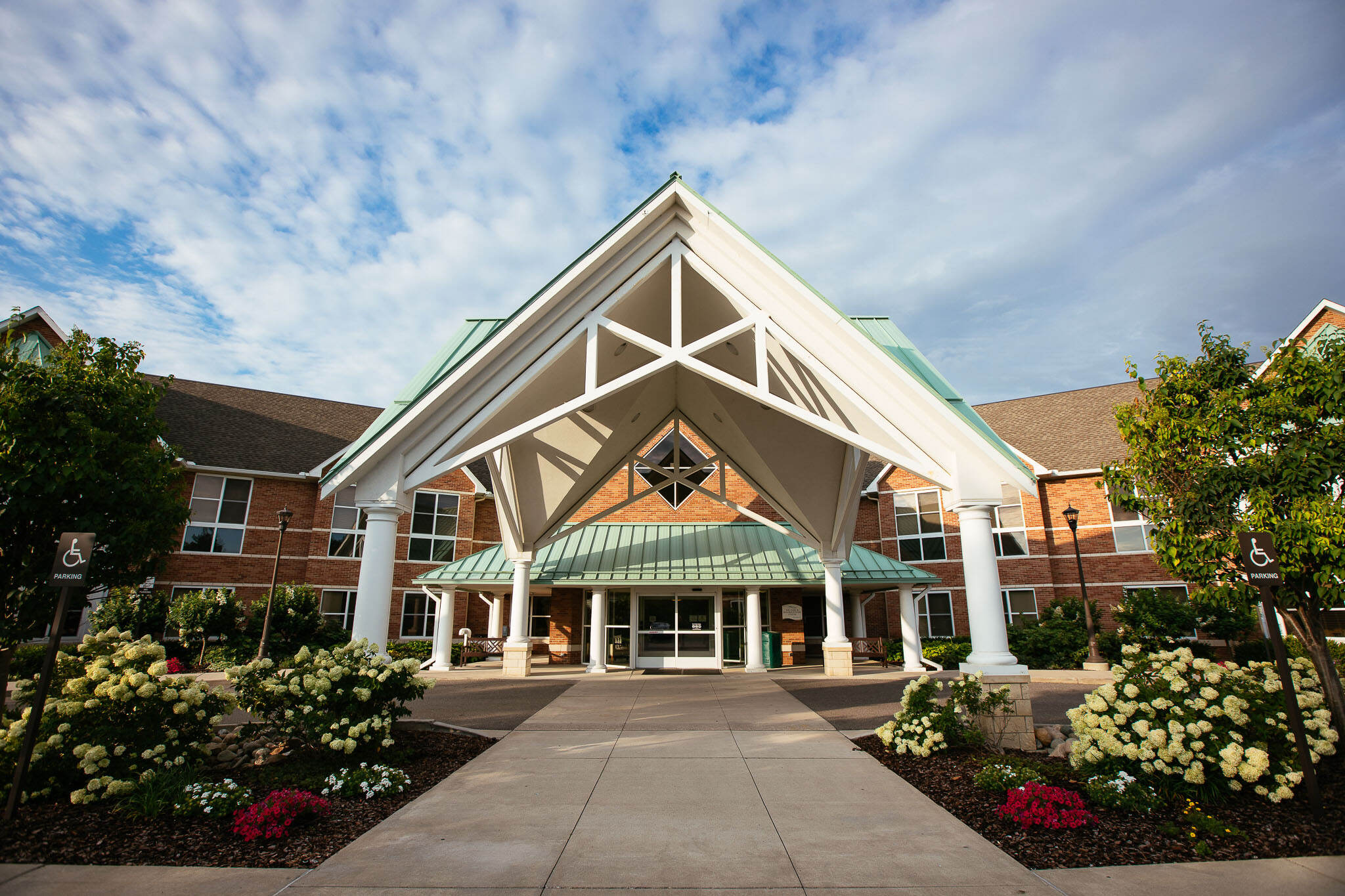 Glacier Hills Senior Living Community Reviews
